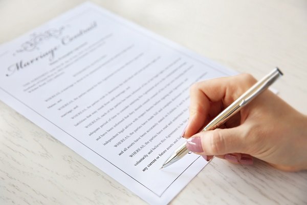 Benefits of Signing a Prenuptial Agreement